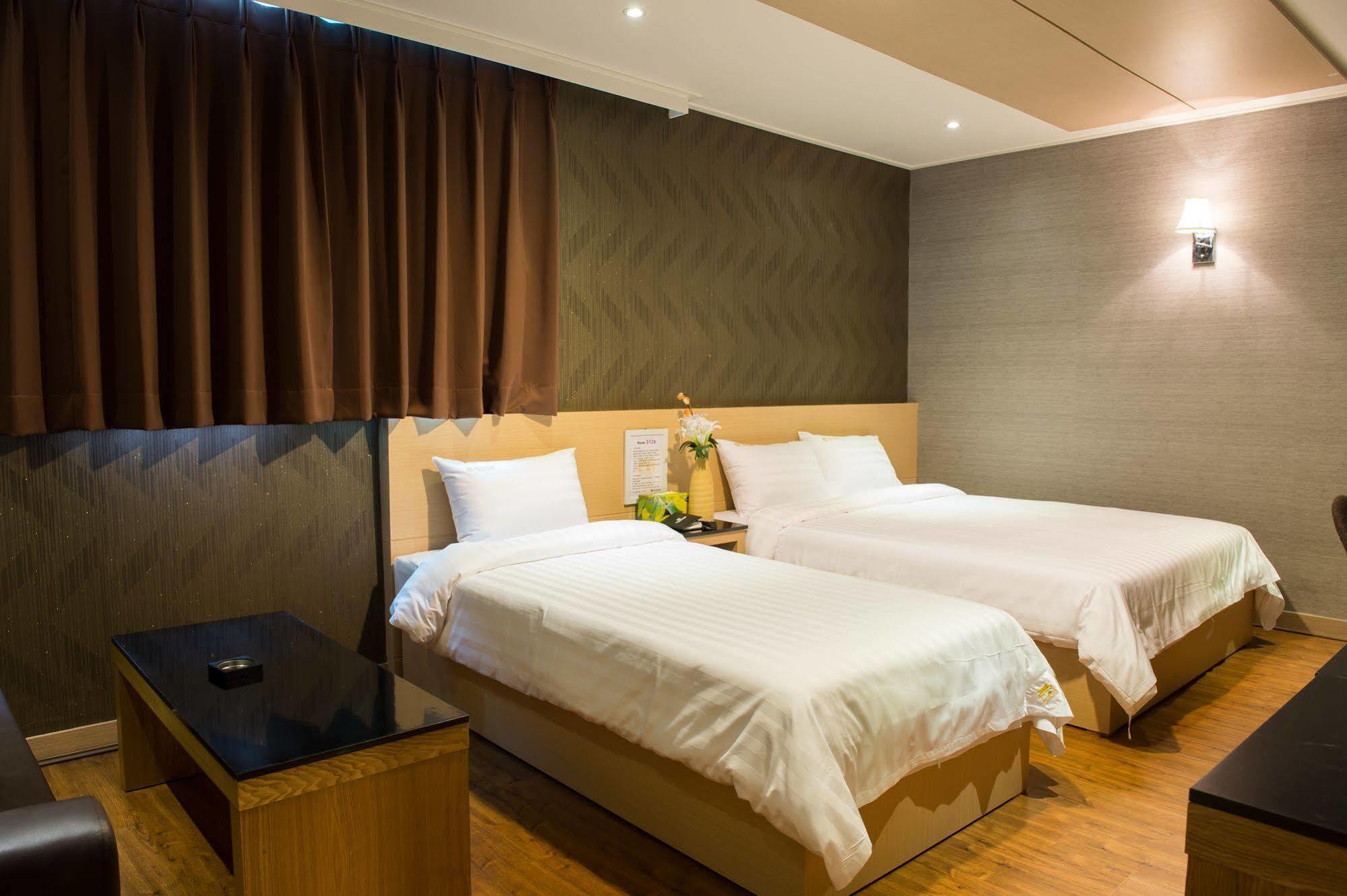 Pungnam Tourist Hotel Jeonju Exterior foto